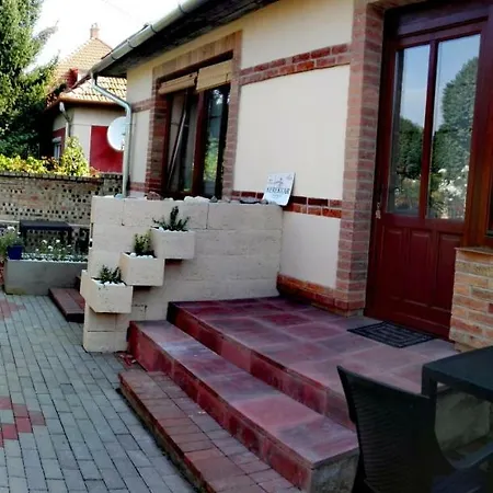 Kerekvar Apartment